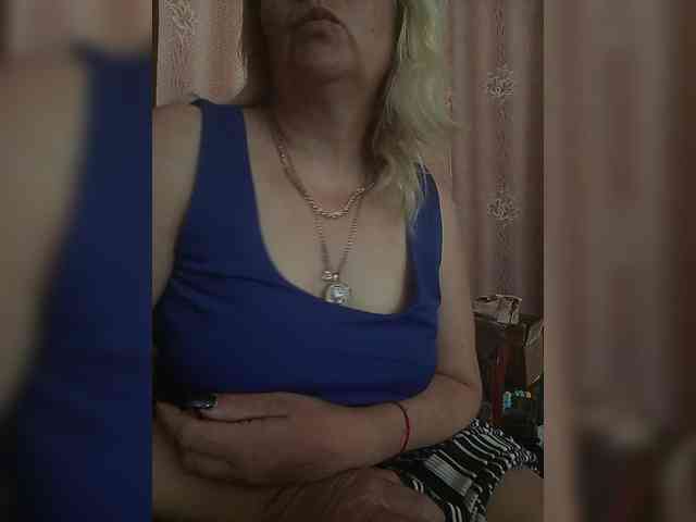 Group chat for 20 39 tokens, Full privates for 90 tokens, Privates for 30 5..., blowjob live 5