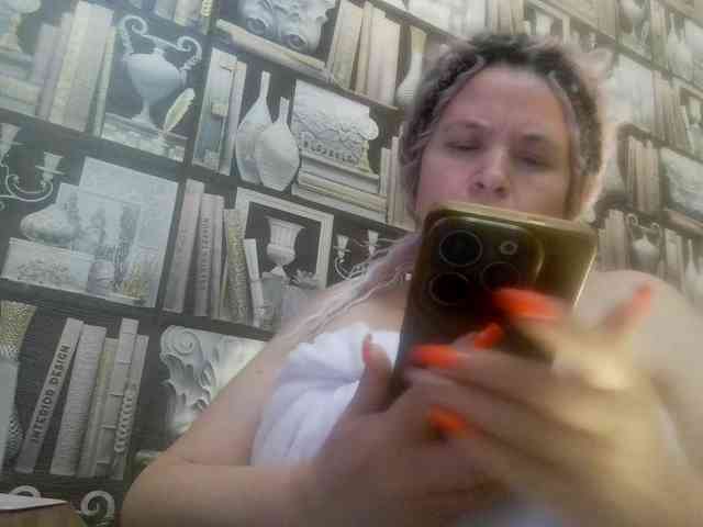 -Artemida-777 webcam