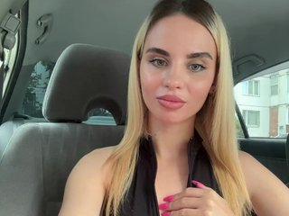 LedyMiya Porn Show
