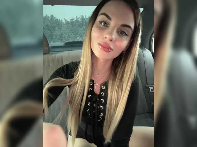 LedyMiya's BongaCams show and profile