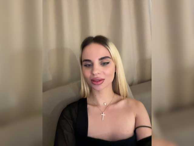 LedyMiya on BongaCams 