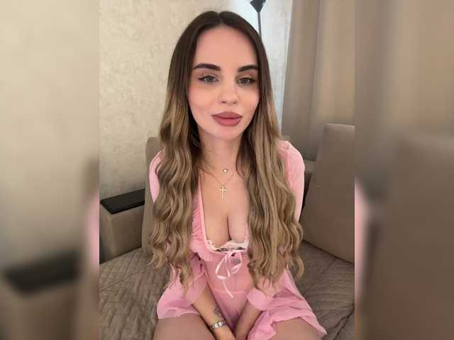 LedyMiya's BongaCams show and profile