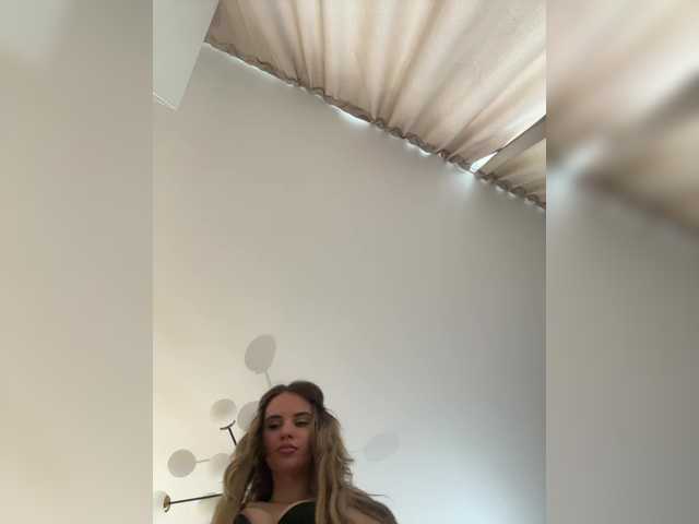 LedyMiya's BongaCams profile