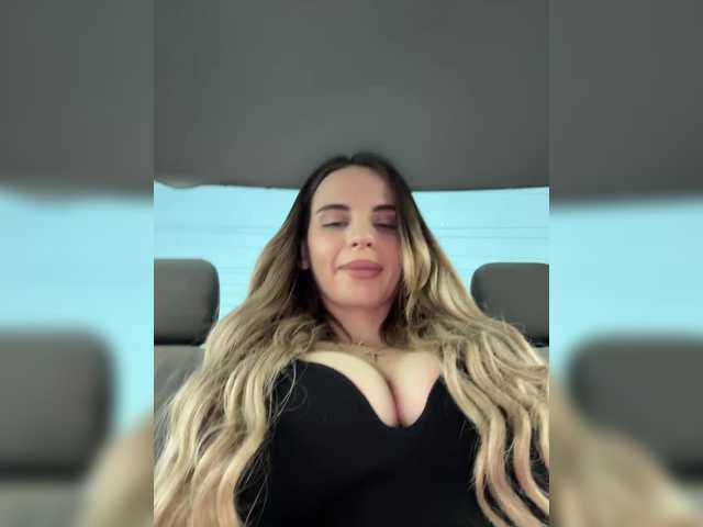 LedyMiya's BongaCams show and profile