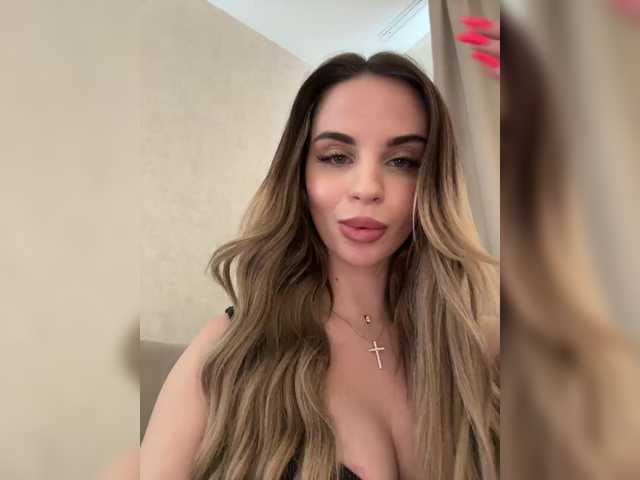 LedyMiya's BongaCams profile