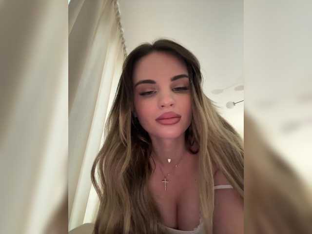 LedyMiya's BongaCams profile