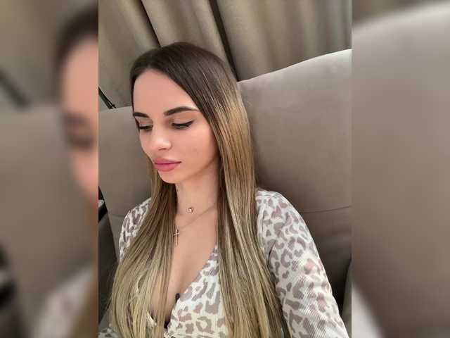 LedyMiya's BongaCams show and profile