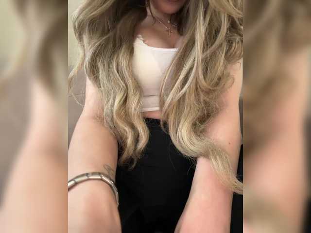 LedyMiya's BongaCams profile