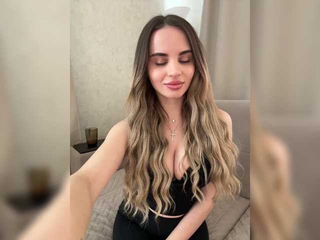 LedyMiya's BongaCams show and profile