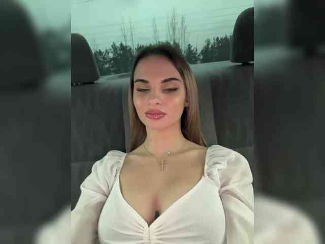 LedyMiya Live Webcam on BongaCams