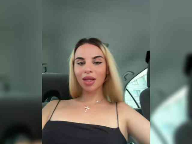 hidden sexcam LedyMiya