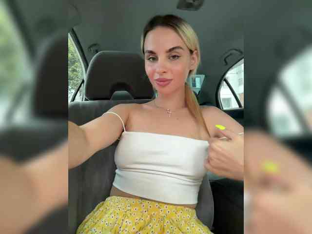 chat with online LedyMiya