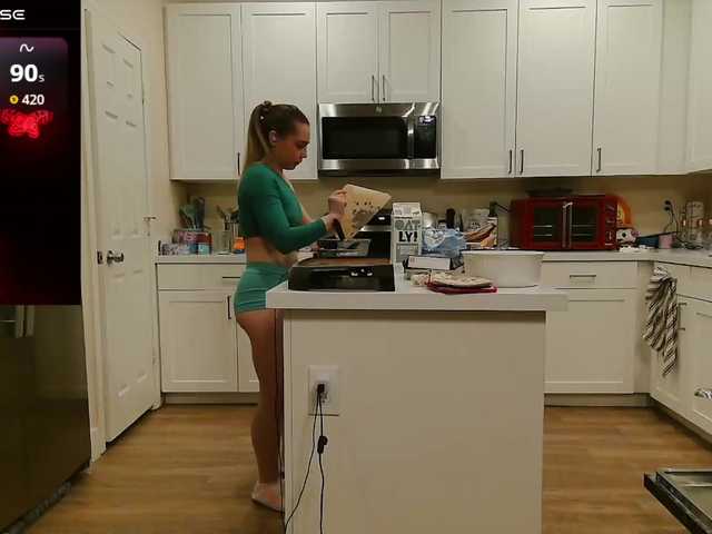 bubblybubbles's BongaCams show and profile