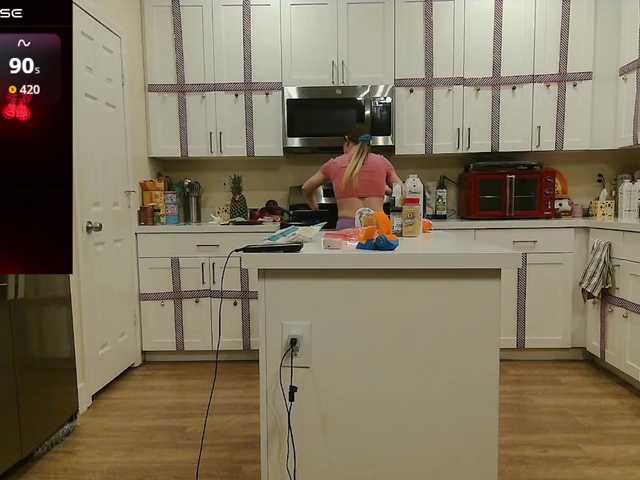 bubblybubbles's BongaCams show and profile