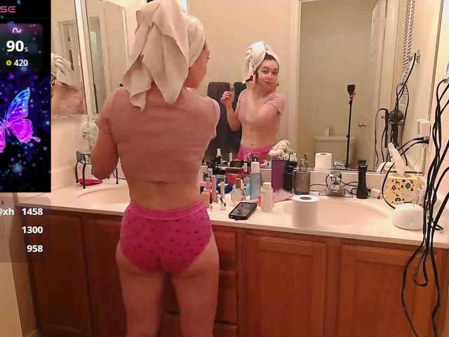 bubblybubbles's BongaCams show and profile