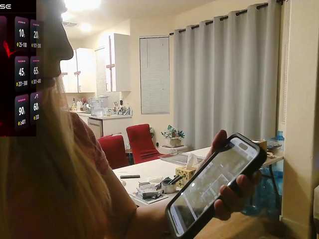 bubblybubbles's BongaCams show and profile