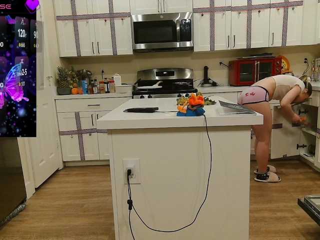 bubblybubbles's BongaCams show and profile