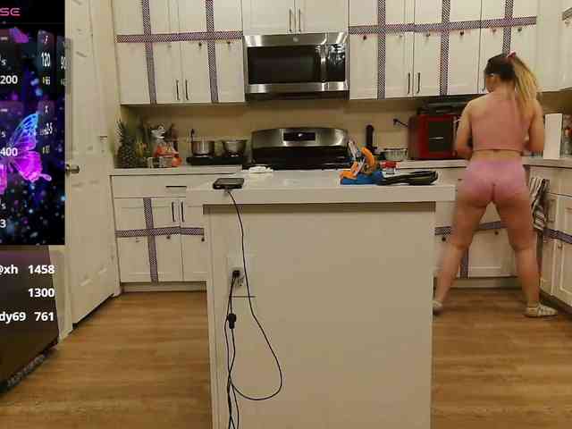 bubblybubbles webcam