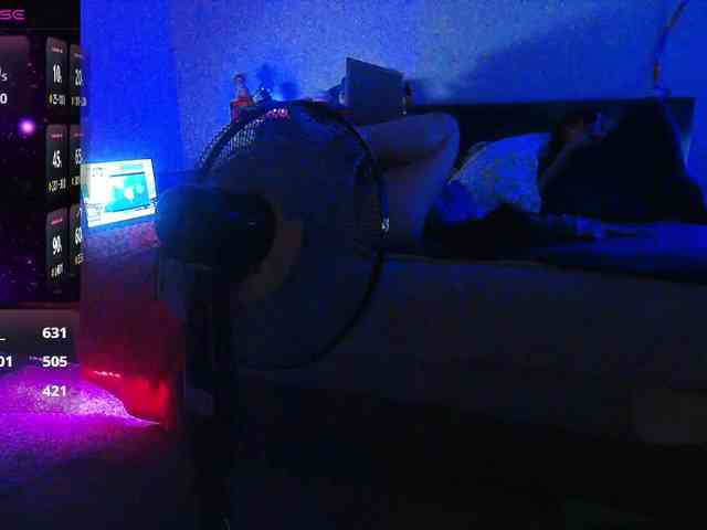 bubblybubbles webcam