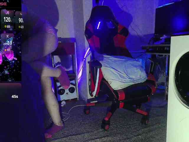 bubblybubbles webcam