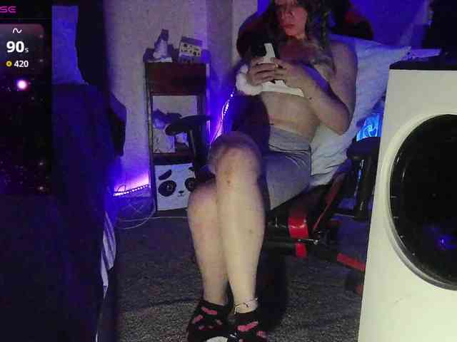 bubblybubbles webcam