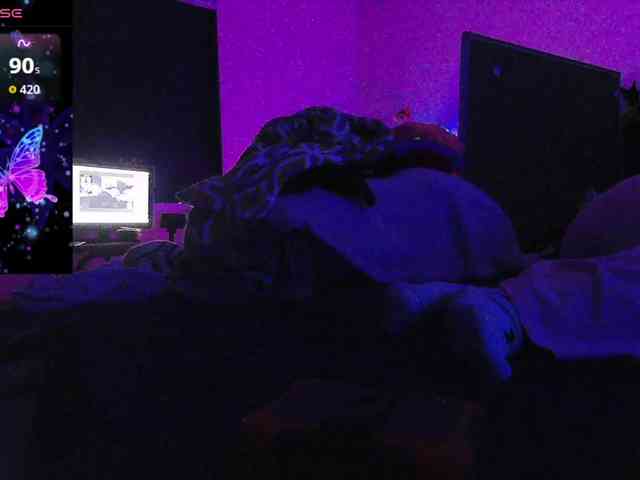 bubblybubbles webcam