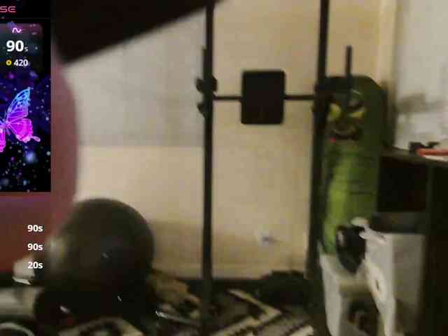 bubblybubbles webcam