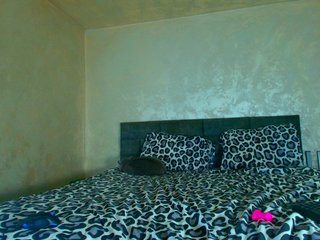 LauraVanessa Porn Show