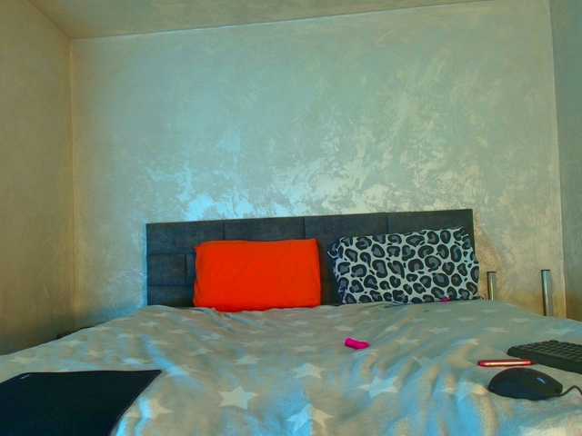 ParisVany26's BongaCams show and profile