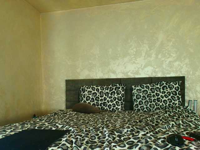 ParisVany26's BongaCams show and profile