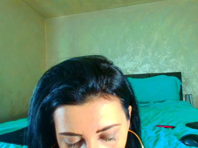 ParisVany26's BongaCams show and profile