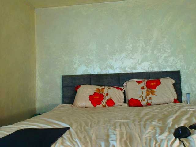 ParisVany26's BongaCams show and profile