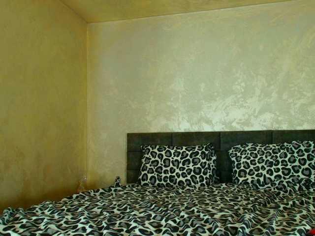 ParisVany26's BongaCams show and profile