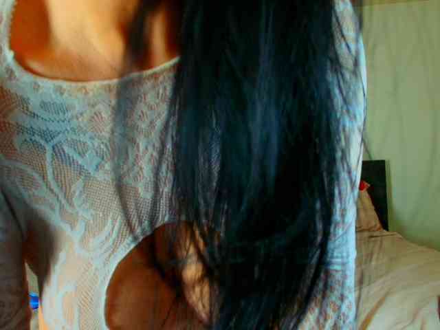 LauraVanessa webcam