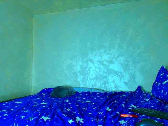 LauraVanessa webcam