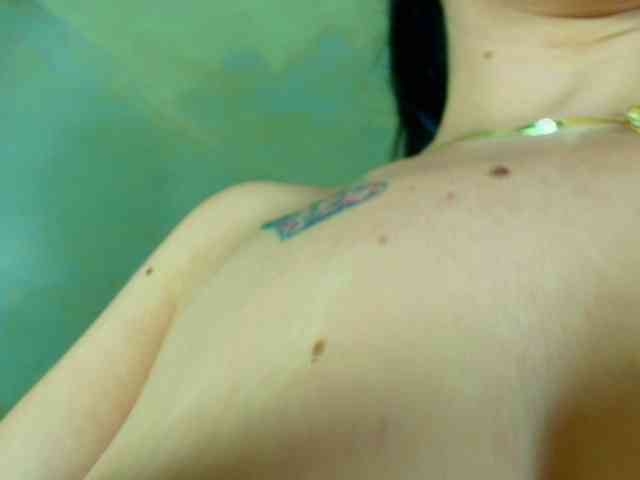 LauraVanessa webcam