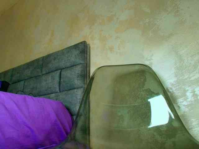 LauraVanessa webcam
