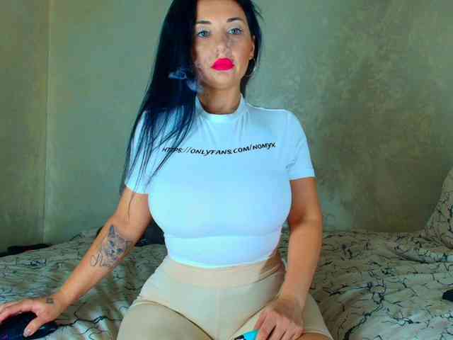 LauraVanessa webcam