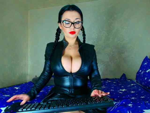LauraVanessa webcam