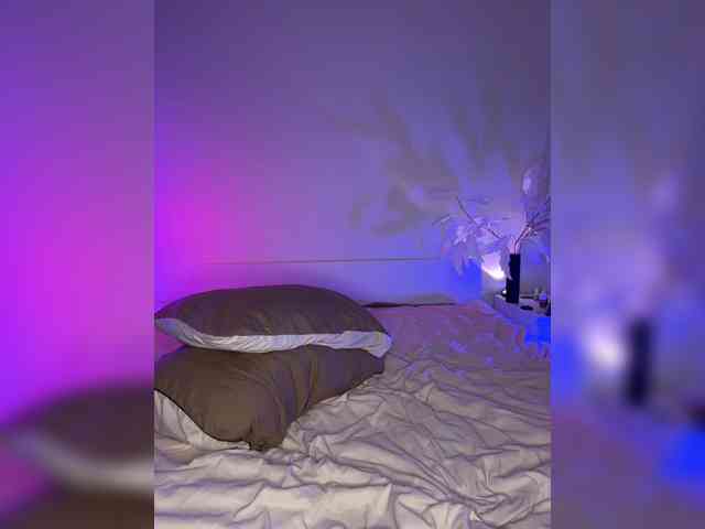 Model2021 Live Webcam on BongaCams