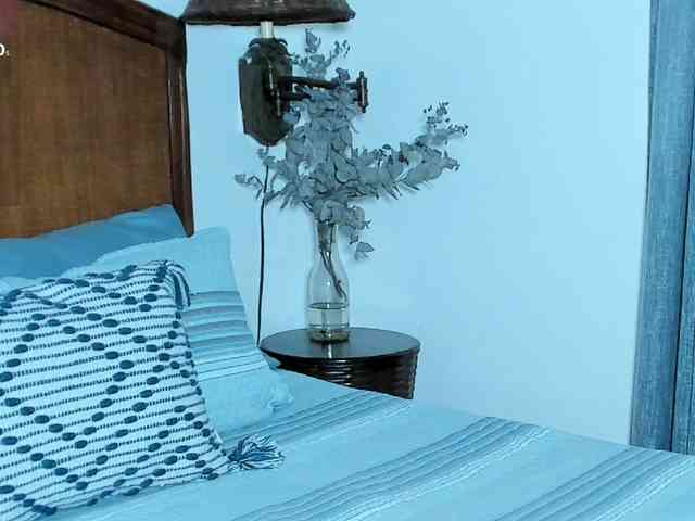 Christine_40 webcam