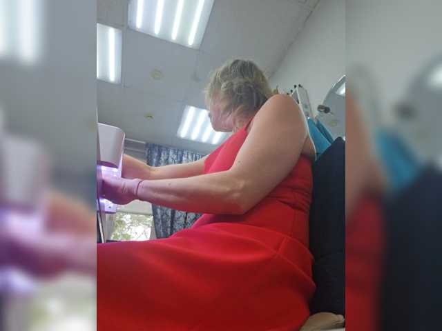 Sex chat gratuit in direct cu EditaMilf pe BongaCams