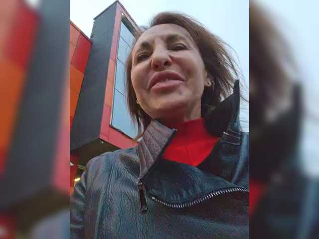 Sex chat gratuit in direct cu EditaMilf pe BongaCams