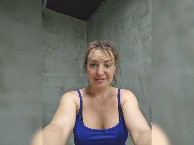 EditaMilf from BongaCams is Freechat