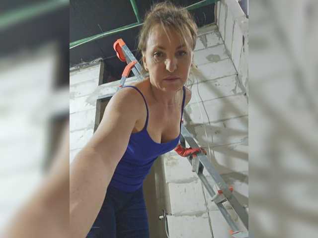 EditaMilf from BongaCams is Freechat