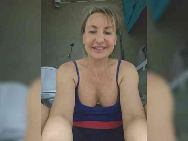 EditaMilf webcam