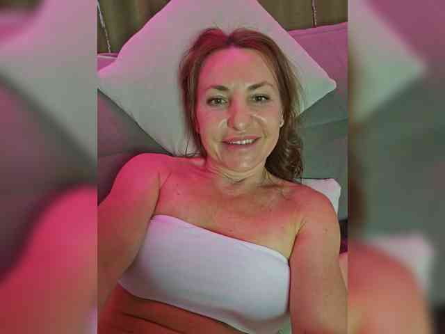 EditaMilf Live Webcam on BongaCams