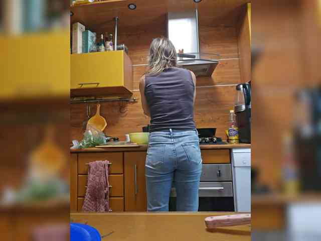 EditaMilf webcam