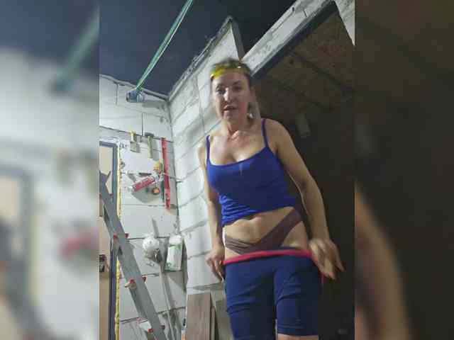 EditaMilf's webcam live show