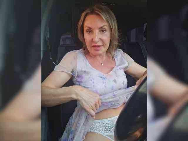 sex webcam EditaMilf